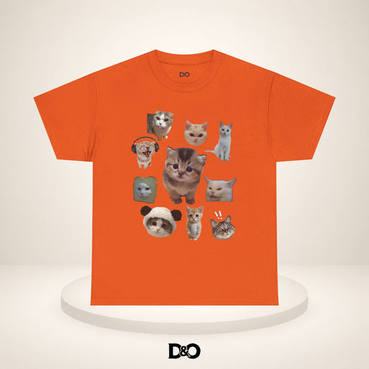 Süße Katzenköpfe T-Shirt — Collage von adorablen Kätzchenköpfen