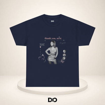 Danke, Nächster Tee — Ariana Retro Foto Grafik T-Shirt