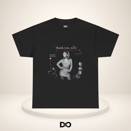 Danke, Nächster Tee — Ariana Retro Foto Grafik T-Shirt